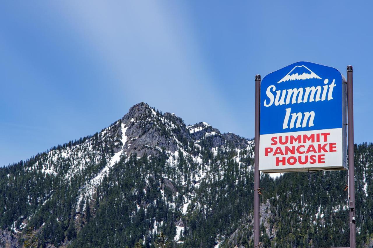 The Summit Inn Snoqualmie Pass Exterior photo