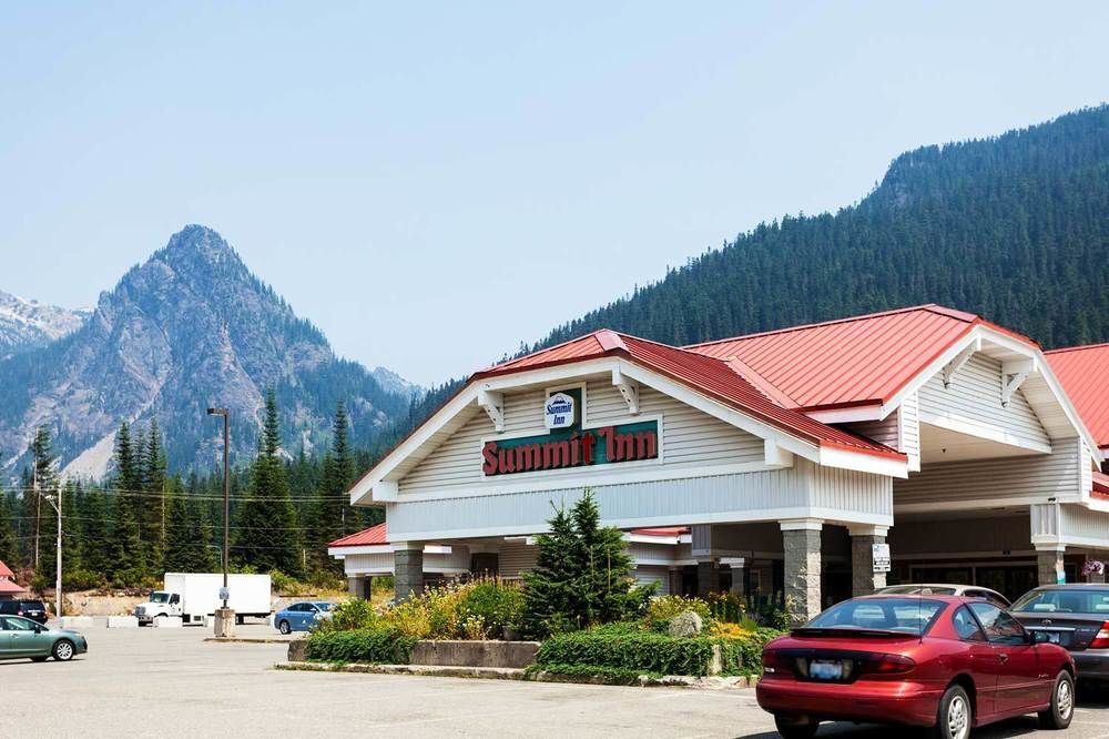 The Summit Inn Snoqualmie Pass Exterior photo